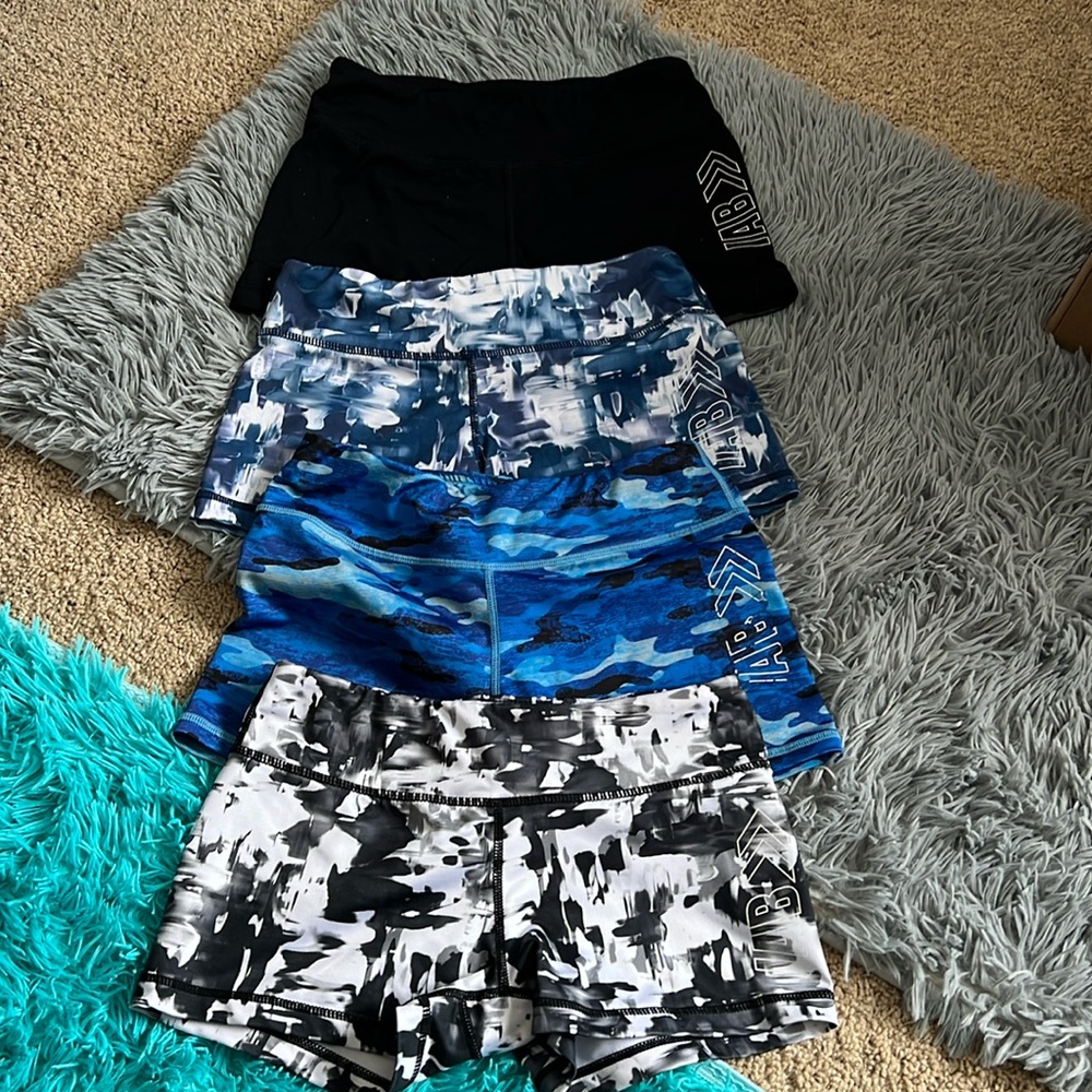 IAB women’s booty shorts size 6/small.
